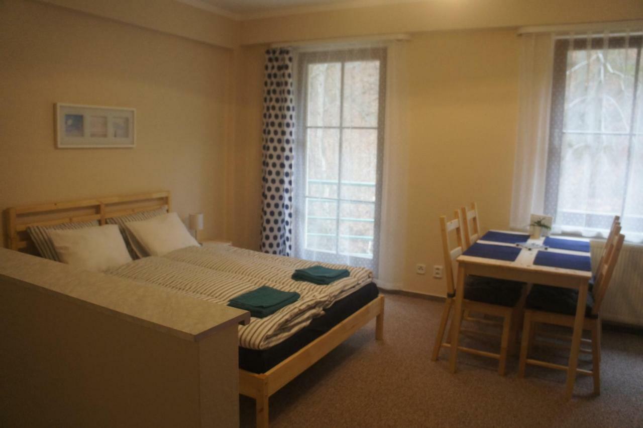 Apartman Pod Klinovcem Яхимов Экстерьер фото